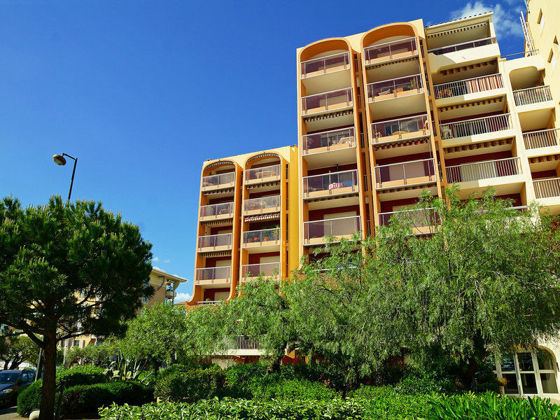 Apartment Le Capitole.7 Fréjus Extérieur photo